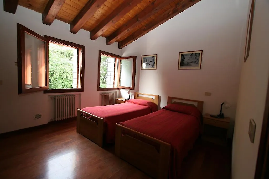 Cornarorooms-1